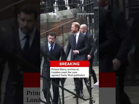 Prince Harry arrives at London court for case against Daily Mail publisher. #PrinceHarry #BBCNews