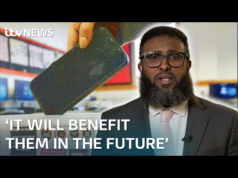 Will phones be banned in ALL British schools? | ITV News