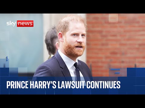 Prince Harry arrives at court to give evidence in Daily Mail trial