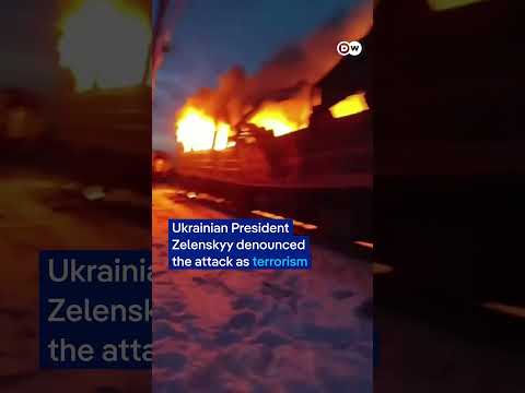 Five killed in Russian strike on Ukrainian passenger train | DW News