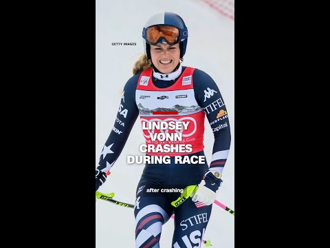 Lindsey Vonn crashes during race