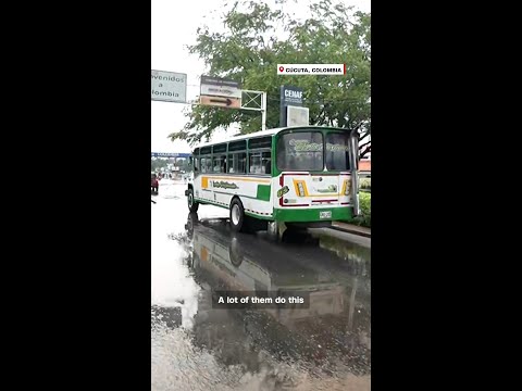 Colombia orders military deployment near border with Venezuela