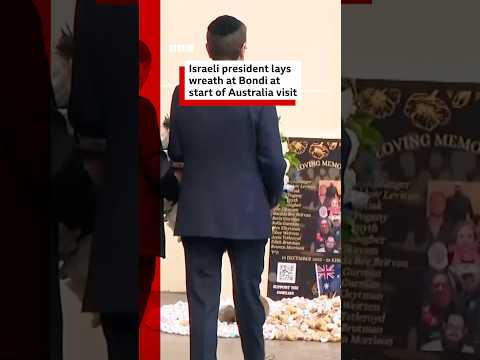 Israeli president lays wreath and Bondi at start of Australia visit. #BBCNews