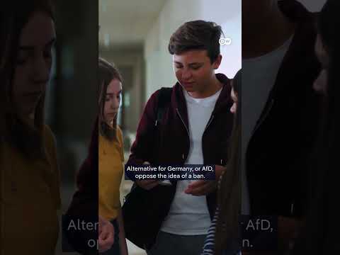 Too young to scroll? Germany’s push to ban kids from social media | DW News