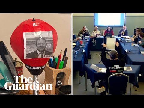 Reporter confronts Wiltshire councillors over punchbag bearing his face found in town hall