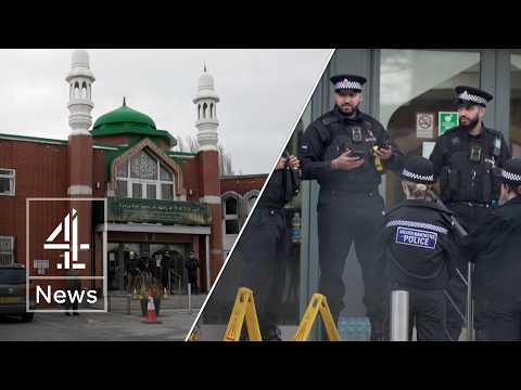 Man arrested after entering Manchester mosque armed with ‘multiple weapons’