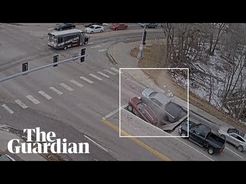 Cameras catch moment cars fall into sinkhole in Nebraska
