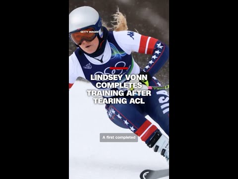 Lindsey Vonn completes training after tearing ACL