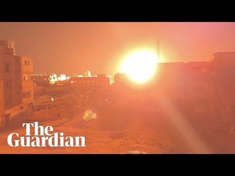 Moment airstrike hits building in Khan Younis in southern Gaza