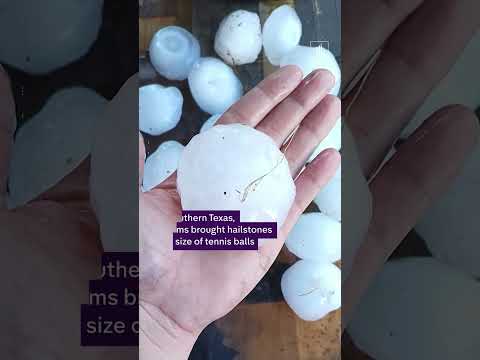 Extreme weather rips through central US