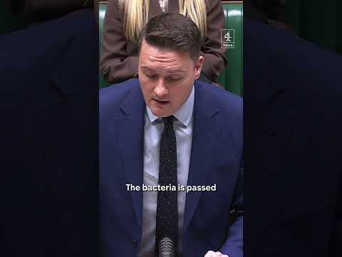 Men B spread through’kissing and sharing vapes’ -Health secretary