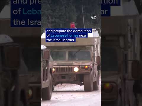 Israel strikes a key bridge in southern Lebanon | DW News