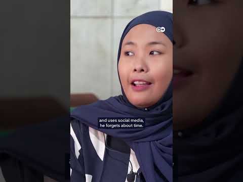 Indonesia to begin rollout of social media restrictions for under-16s | DW News
