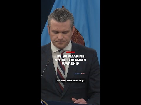 US submarine strikes Iranian warship