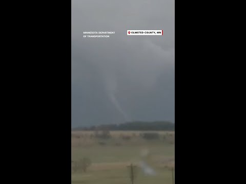 Tornadoes tear through central US