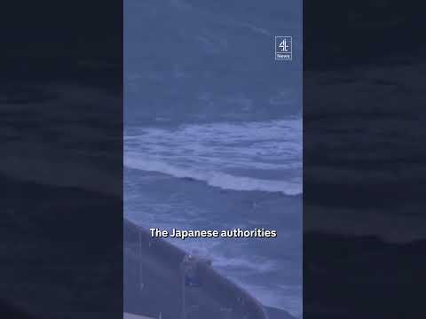 Tsunami warnings in Japan after 7.5 magnitude earthquake