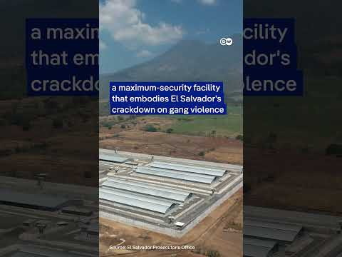 Mass trial for alleged gang members in El Salvador | DW News