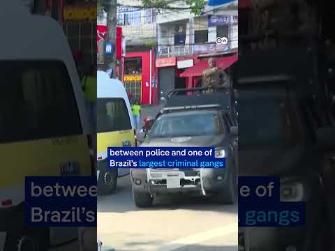 Gun battle traps tourists on famous Rio hilltop | DW News