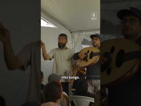 Palestinian musician teaches children of Gaza to sing