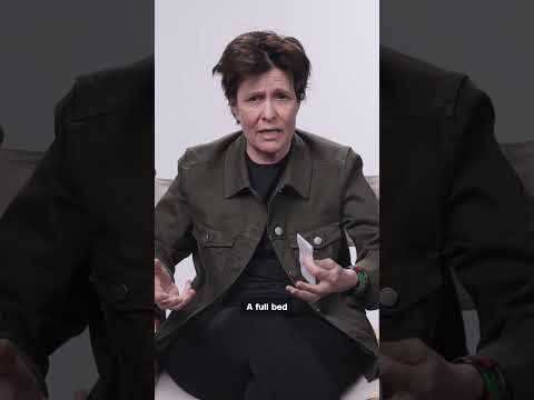 Is red-light therapy worth the hype? Kara Swisher weighs in.