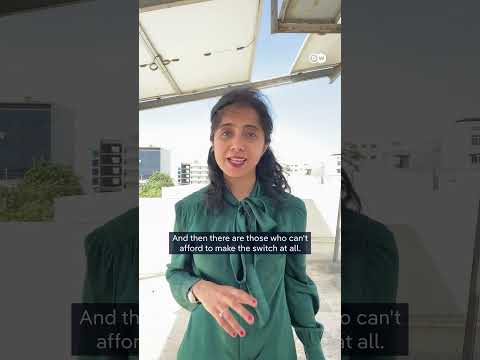 Pakistan’s solar boom shields some from energy crisis | DW News