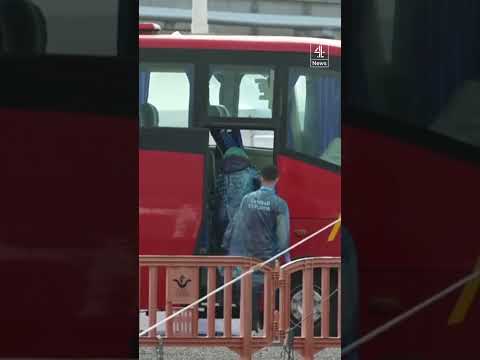 First group of Spanish passengers disembarks from Hantavirus-hit cruise ship