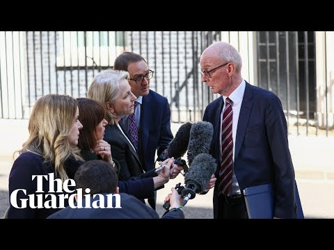 Cabinet members show support for Keir Starmer outside No 10