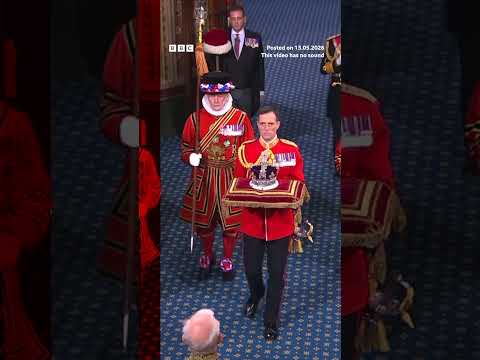 Imperial State Crown arrives at Parliament ahead of King’s Speech. #KingCharles #BBCNews
