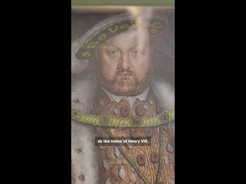 Living inside a haunted royal palace