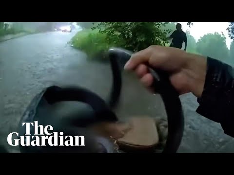 Texas officers rescue trapped infant from floodwaters
