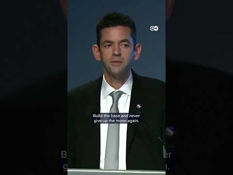 Nasa unveils new plans for Moon base | DW News