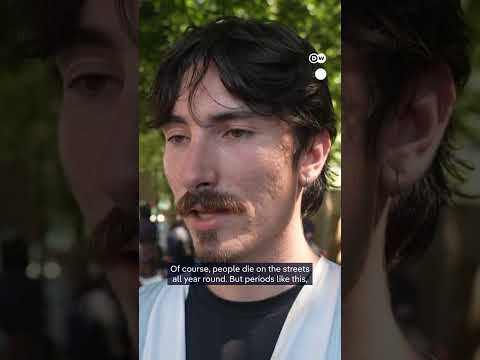 Homeless in Paris demand shelter from record heat | DW News