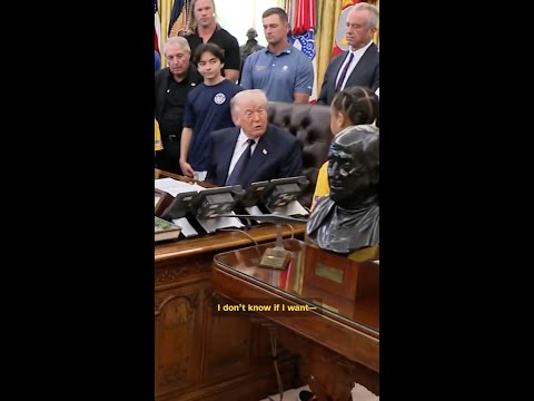 Trump talks about Iran War with kids in Oval Office