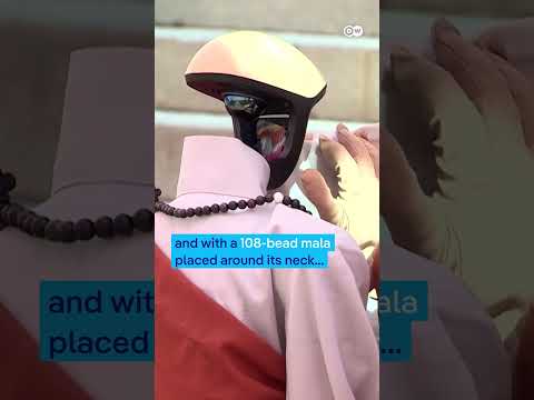 Humanoid robot becomes Buddhist monk in South Korea | DW News