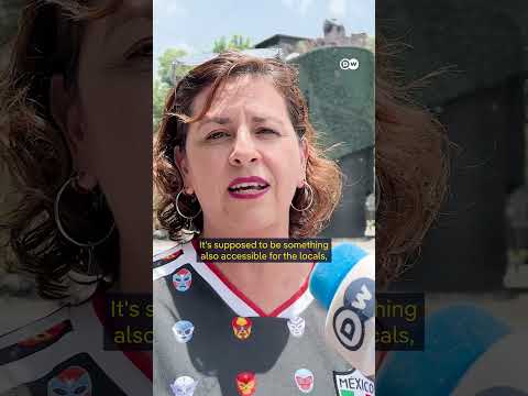 World Cup opener hit by protests | DW News