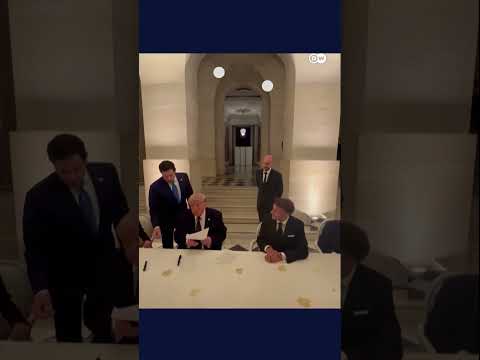 Trump signs interim deal to end Iran war | DW News