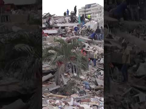 Venezuela earthquakes: Time running out to find more survivors