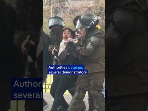 Protesters clash with police in Chile, again | DW News