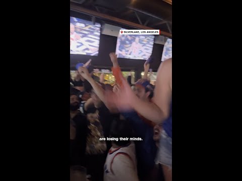The craziest Knicks bar is 3,000 miles from MSG