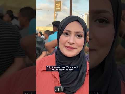 Egypt fans gather among Gaza’s ruins to cheer against Argentina | DW News