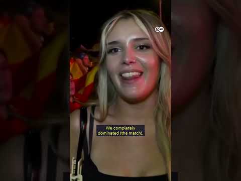 Fans celebrate as Spain beats France to reach the World Cup finals | DW News