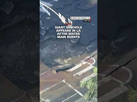 Giant sinkhole appears in LA after water main bursts