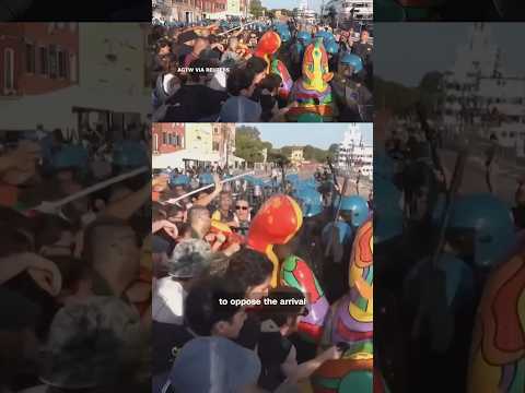 Hundreds protest US ambassador’s superyacht arrival in Venice
