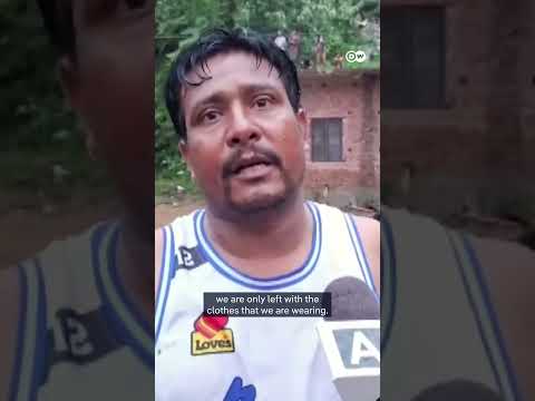 Deadly floods hit Kashmir region | DW News