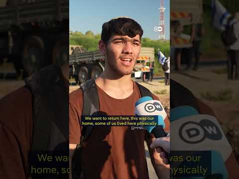 Israel settlers march to return to settlements in northern Gaza | DW News