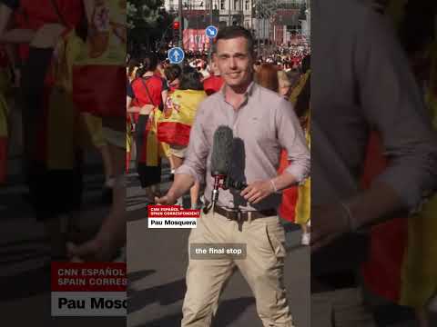 Spain celebrates World Cup win at parade