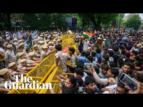 ‘Cockroach’ movement: thousands march in anti-government protest in New Delhi