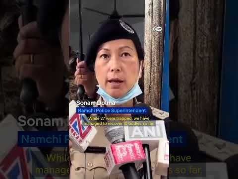 Deadly blast traps workers in India tunnel | DW News