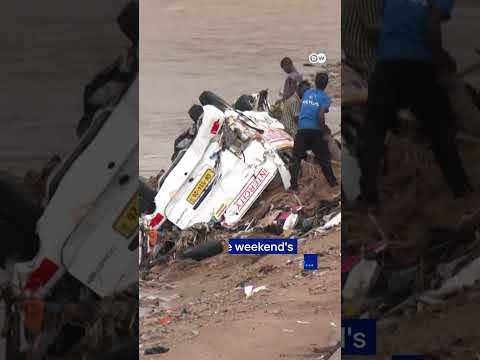 Heavy rains hit Ghana’s capital Accra | DW News