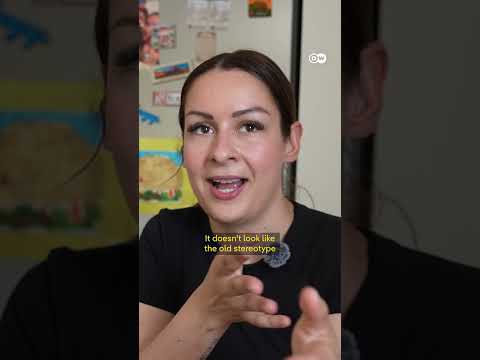 Is Vienna’s housing model still working? | DW News